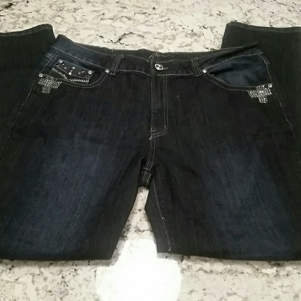 Seven7 dark wash Skinny embellished jeans EUC D4